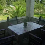 Zoi 3* Thrónio